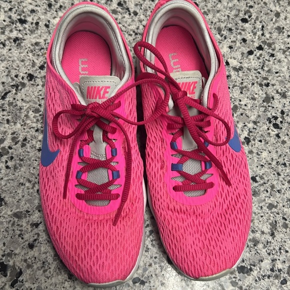 Nike Zoom Fit Womens Pink Lace Up Trainer - Picture 3 of 8